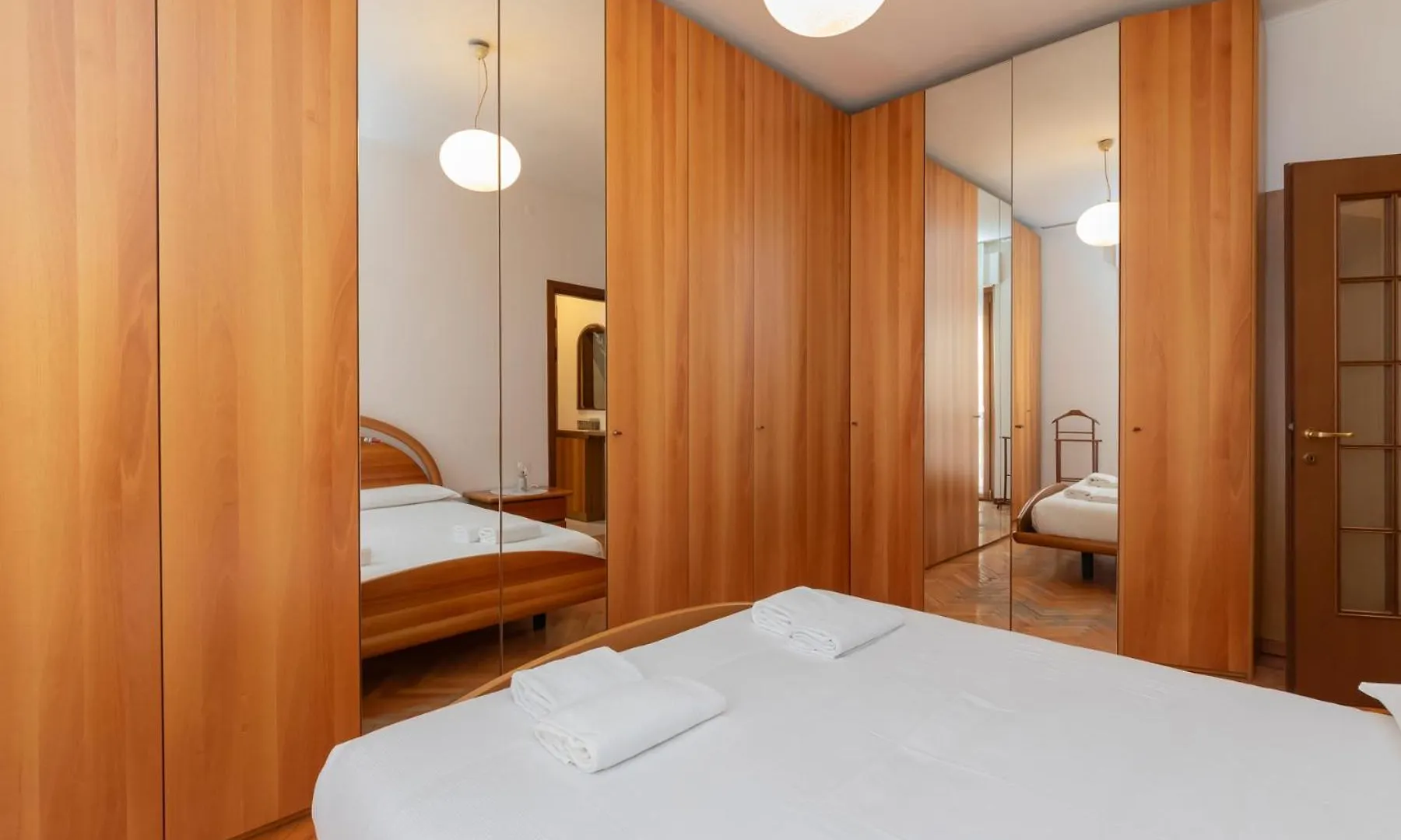 De Angeli San Siro Large Two-Room Apartment Milan