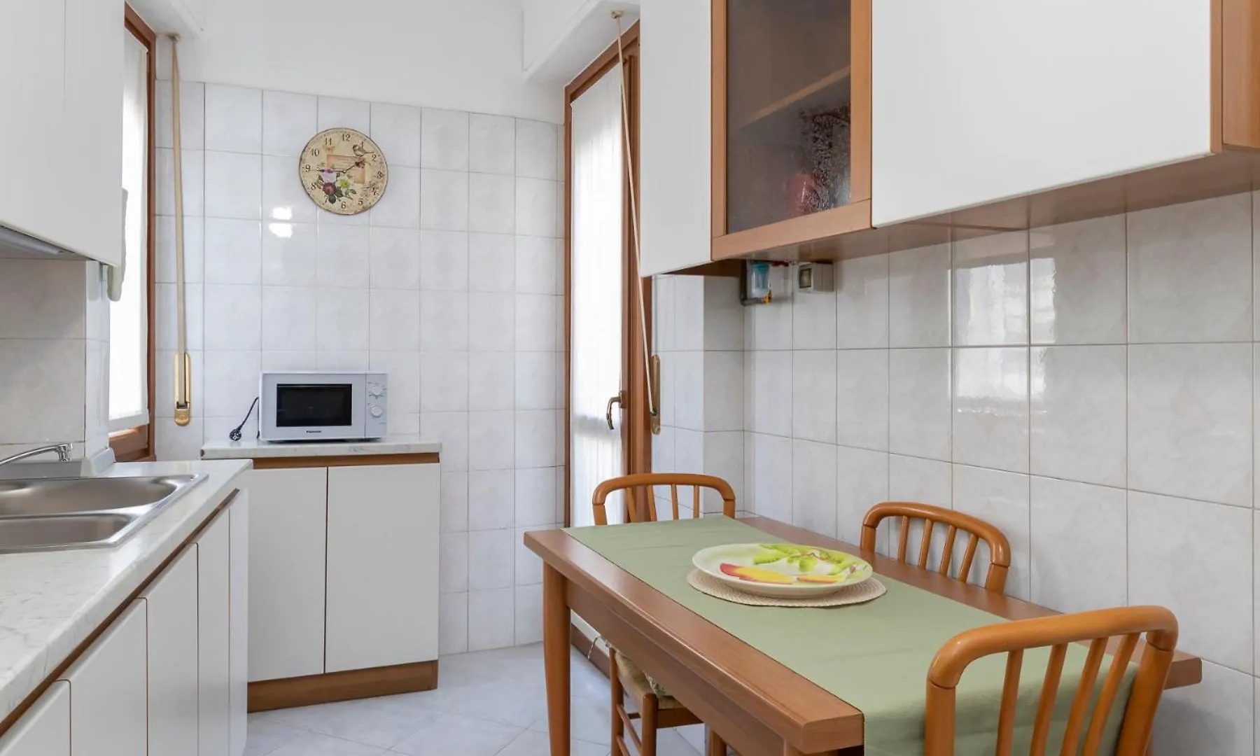 De Angeli San Siro Large Two-Room Apartment ミラノ