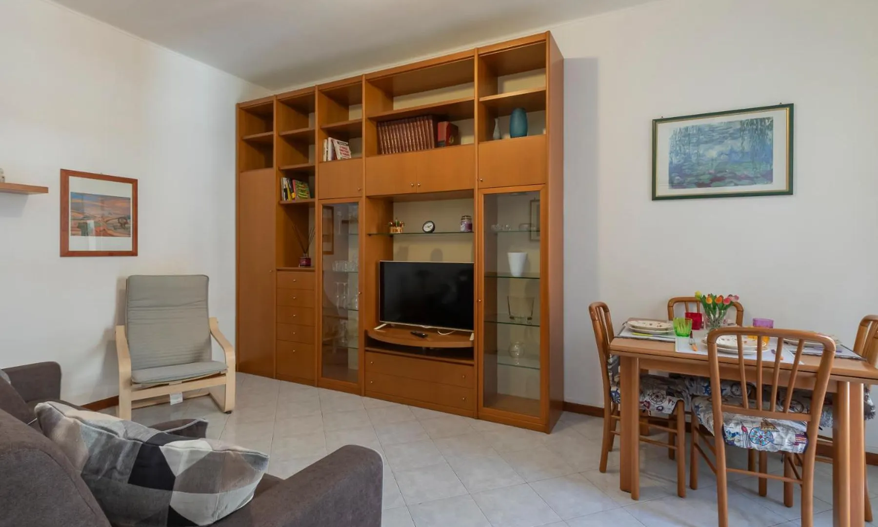 De Angeli San Siro Large Two-Room Apartment ミラノ