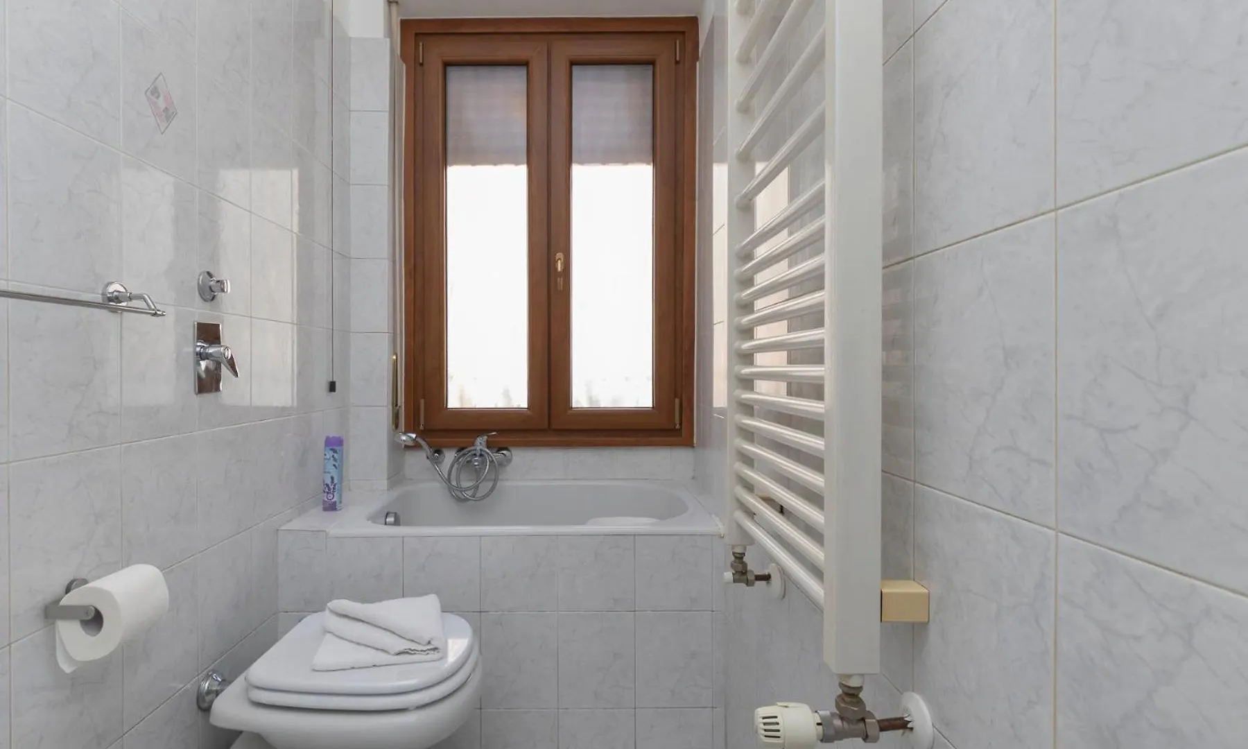 De Angeli San Siro Large Two-Room Apartment ミラノ