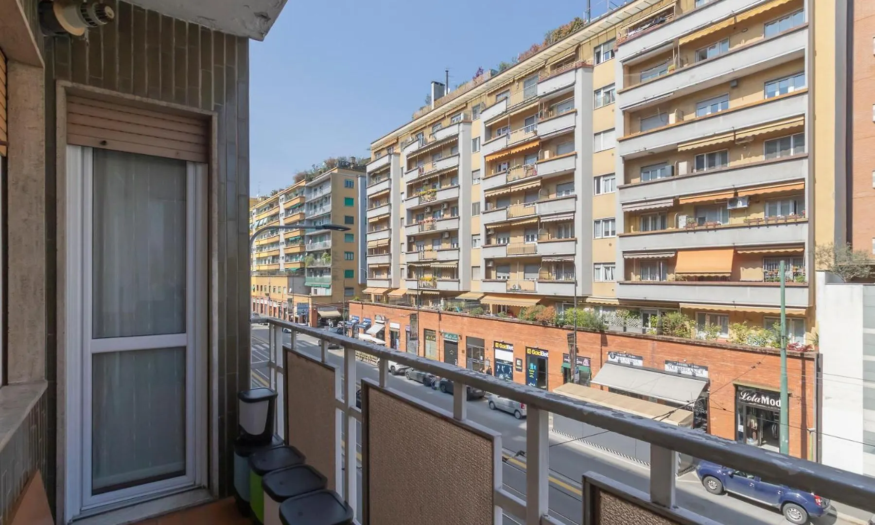 De Angeli San Siro Large Two-Room Apartment ミラノ イタリア